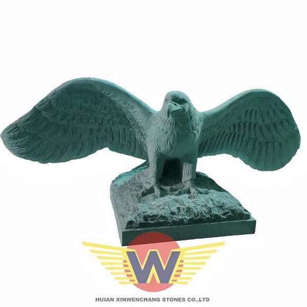 Majestic Eagle Sculpture - Image 2